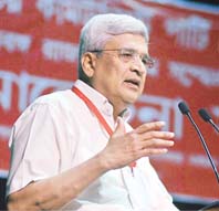 prakash karat